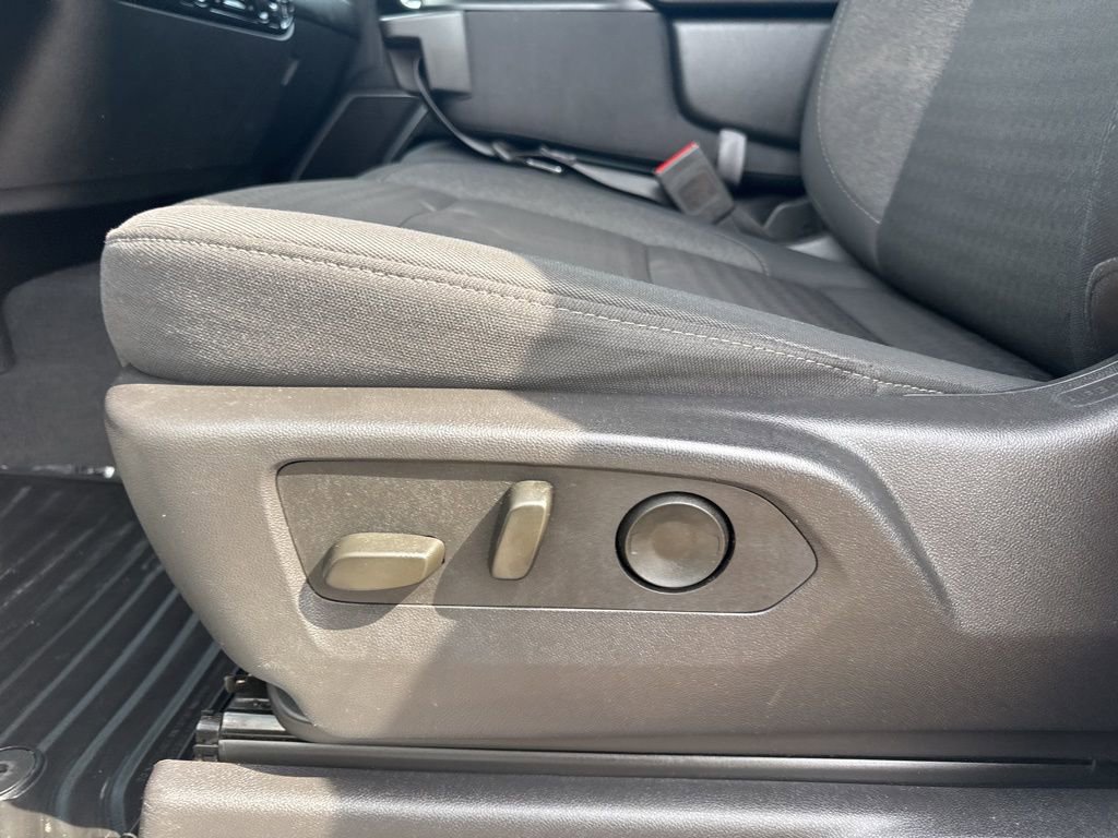 Used 2025 Chevrolet Silverado 1500 LT w/ Work Truck Package image 10