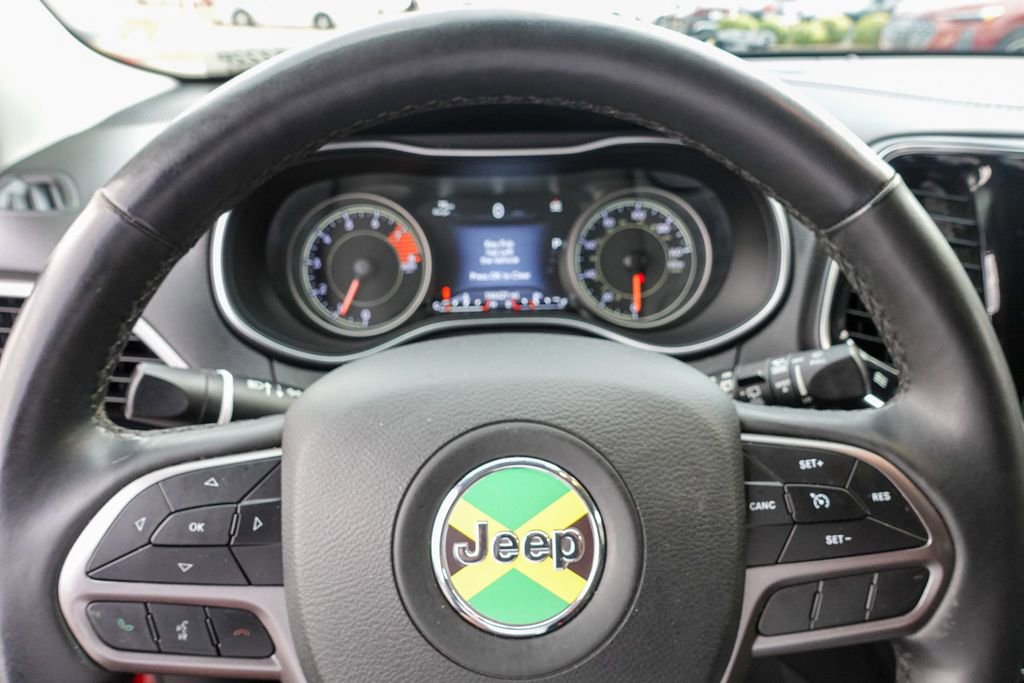 Used 2019 Jeep Cherokee Limited w/ Trailer Tow Group image 15