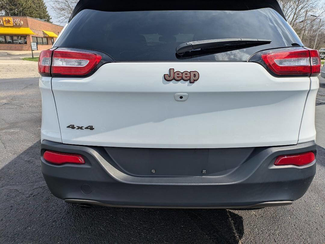 Used 2016 Jeep Cherokee 75th Anniversary image 7