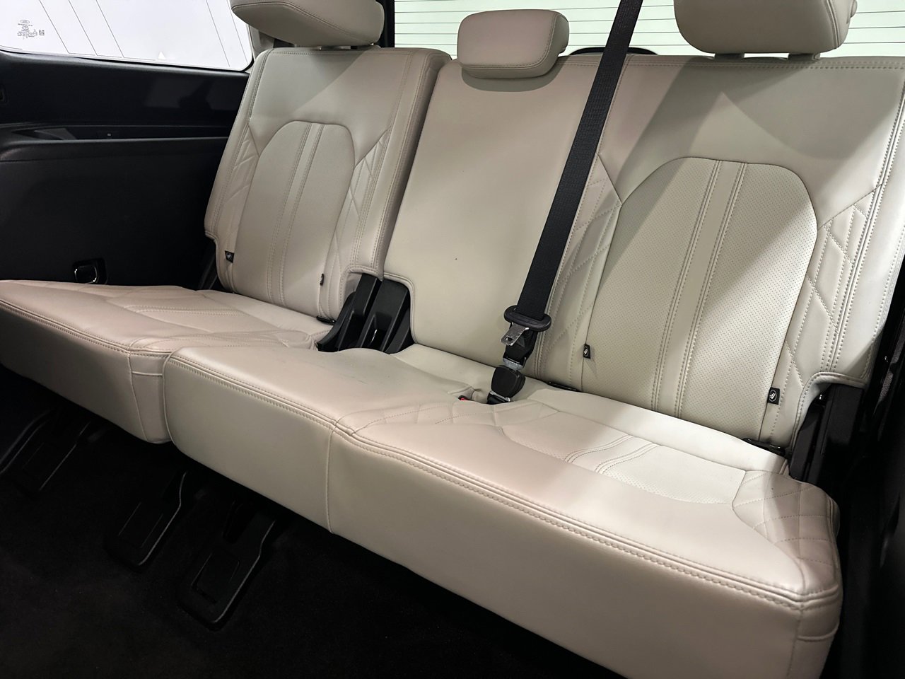 Used 2020 Ford Expedition Platinum image 20