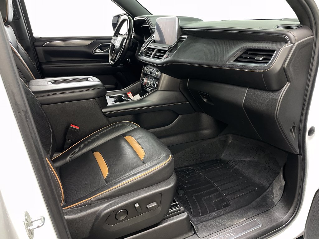 Used 2023 GMC Yukon XL AT4 w/ AT4 Premium Package AWD/4WD image 45