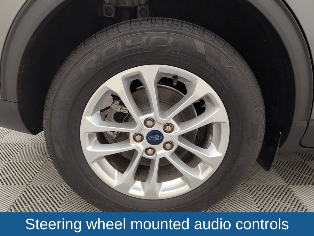 Used 2022 Ford Escape SE w/ Convenience Package FWD image 17