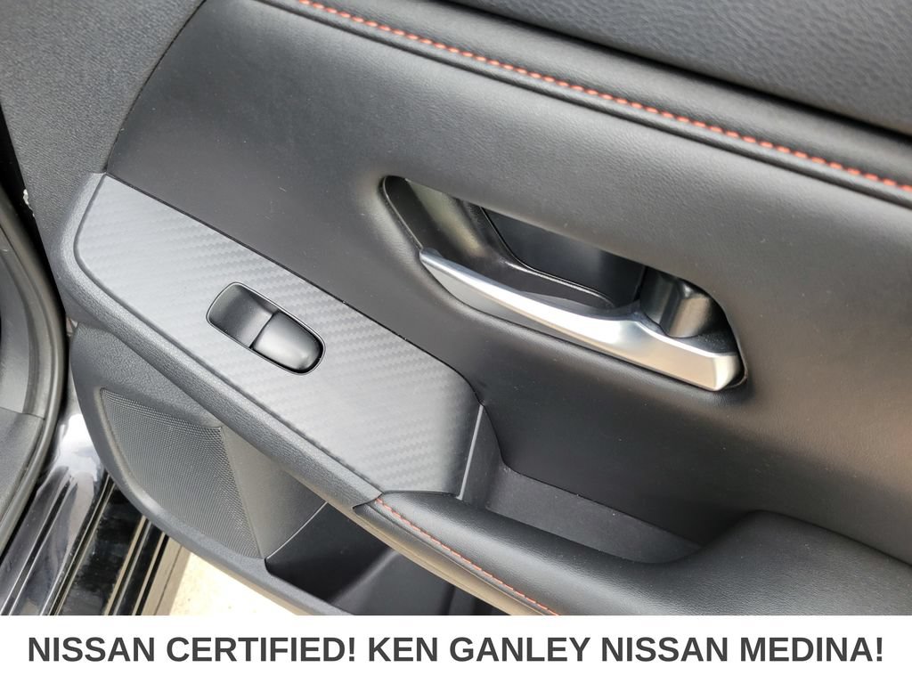 Certified 2025 Nissan Sentra SR FWD image 46
