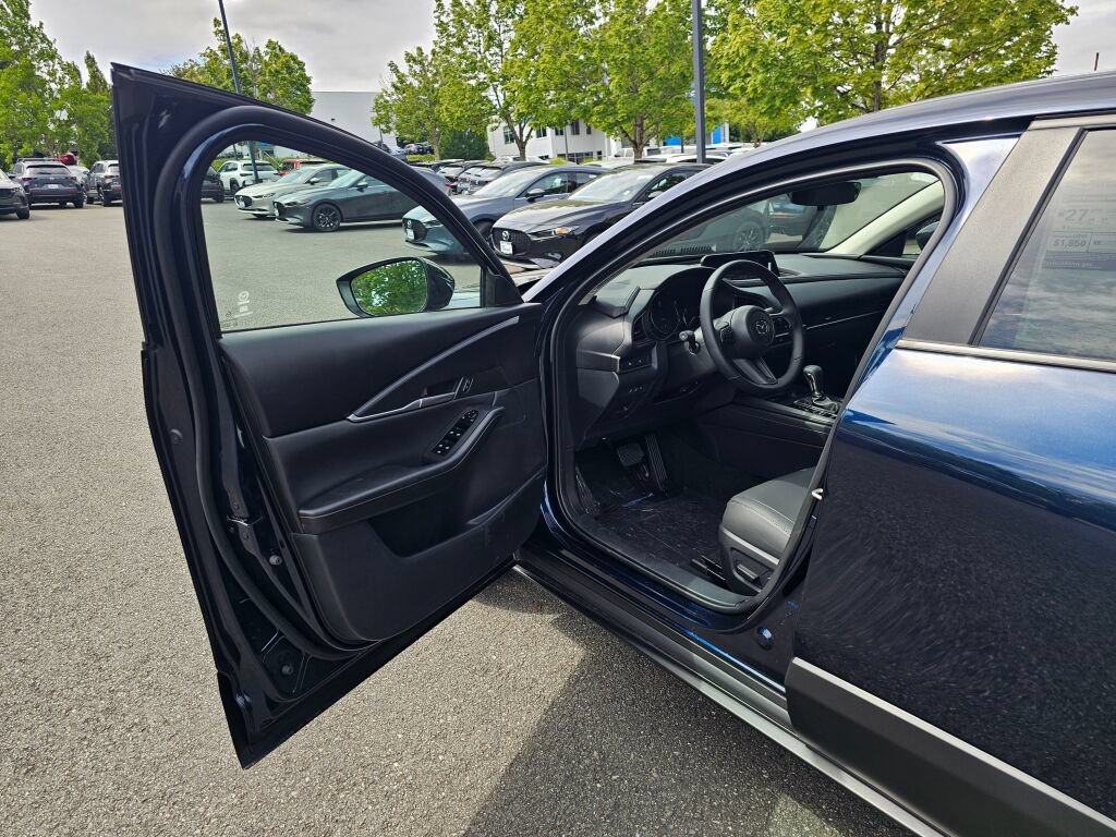 New 2026 MAZDA CX-30 AWD 2.5 S w/ Select Sport Pkg image 19