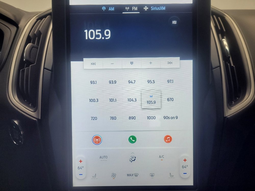 Used 2023 Ford Edge SEL image 25