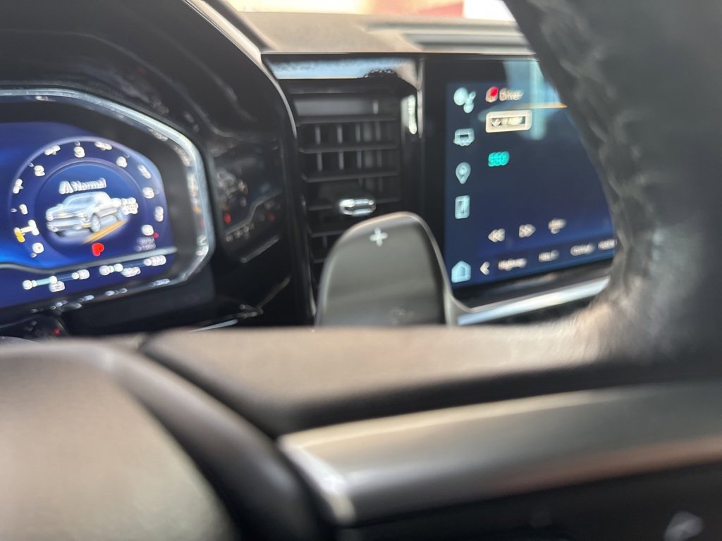 Used 2023 Chevrolet Silverado 1500 LTZ image 25