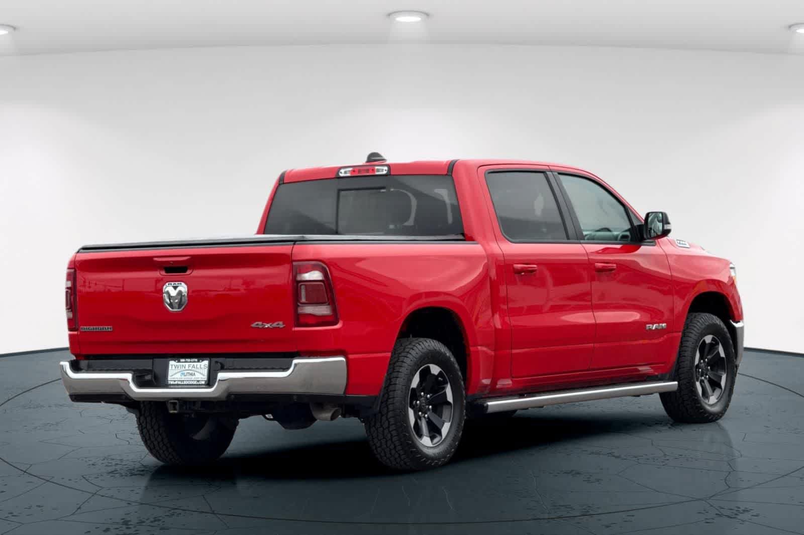 Used 2022 RAM 1500 Big Horn AWD/4WD image 2