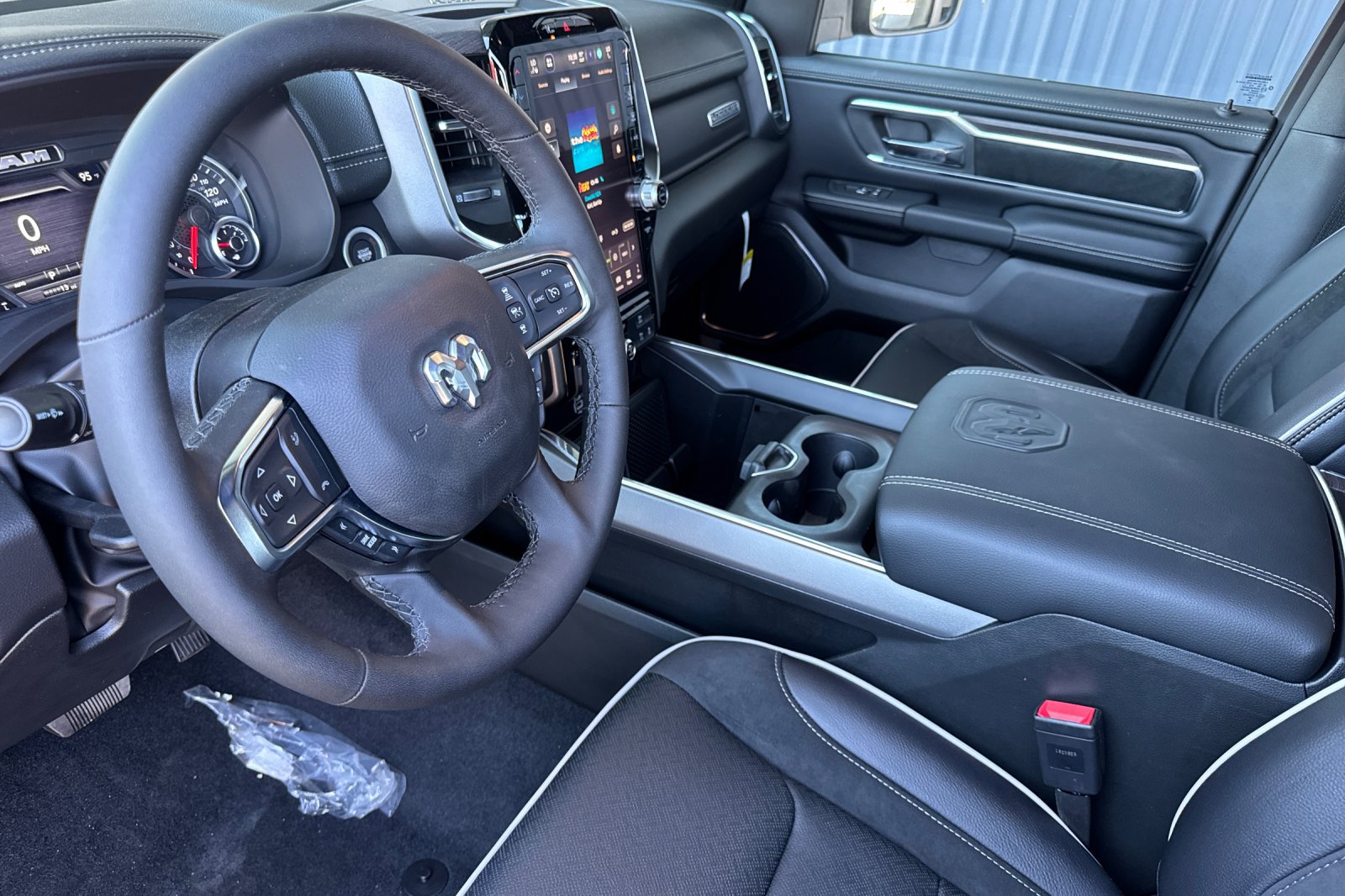 New 2026 RAM 1500 Laramie w/ Night Edition AWD/4WD image 9