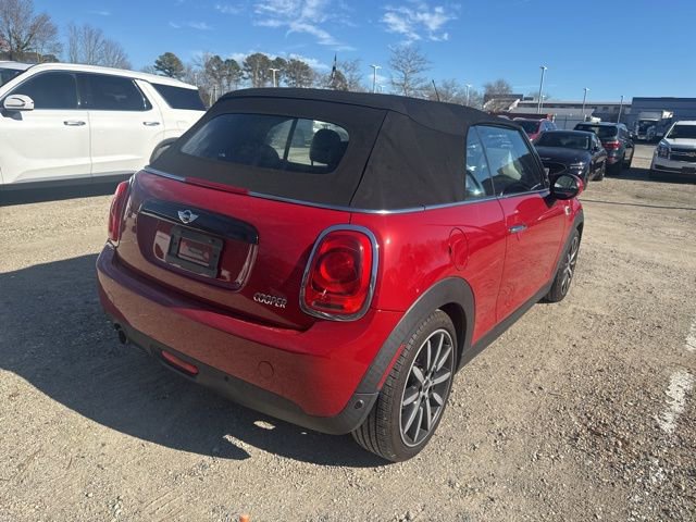 Used 2018 MINI Cooper Convertible image 9