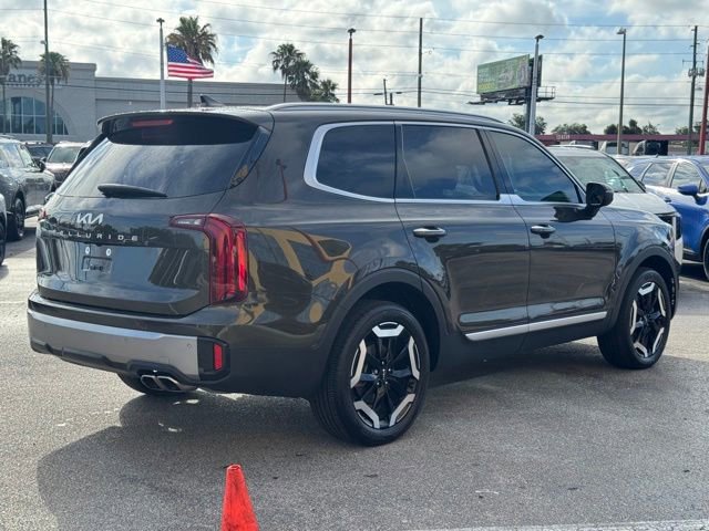 Certified 2025 Kia Telluride S FWD image 7