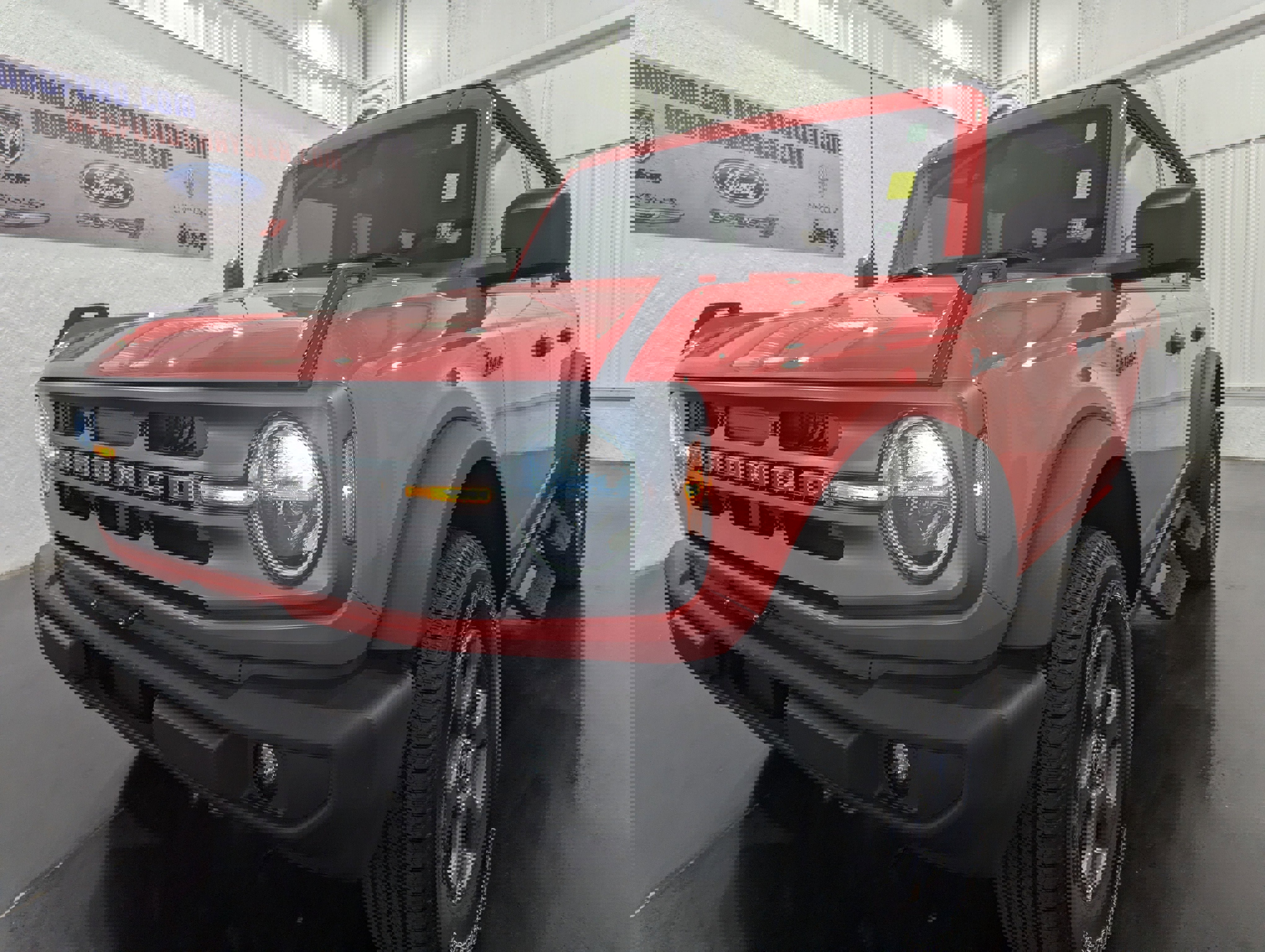 Used 2023 Ford Bronco Big Bend image 3