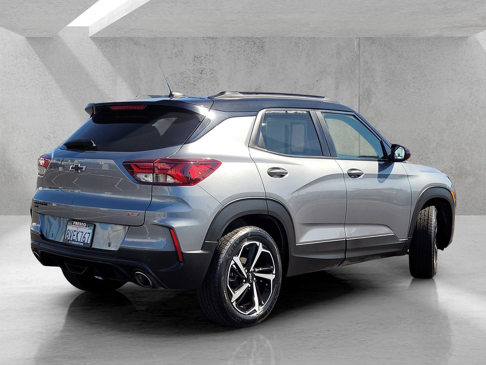 Used 2021 Chevrolet TrailBlazer RS w/ Sun and Liftgate Package image 4