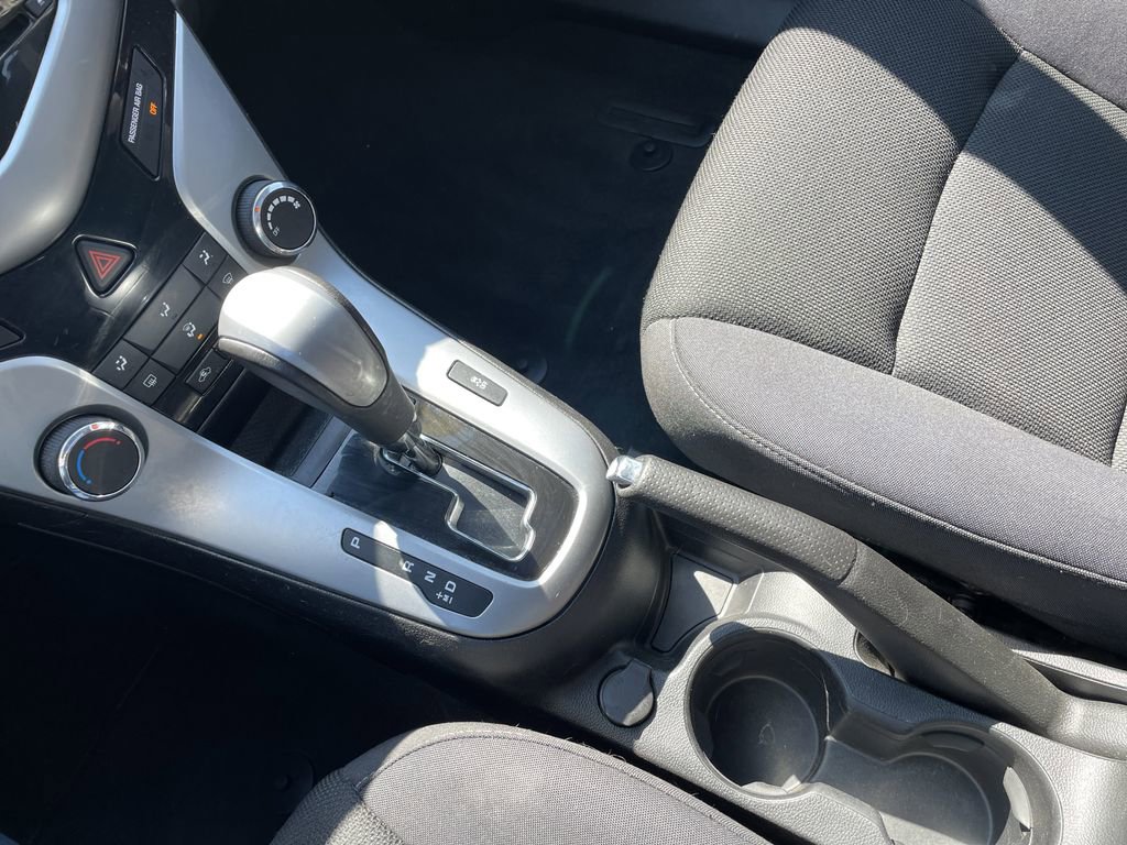 Used 2014 Chevrolet Cruze LT w/ All-Star Edition image 19