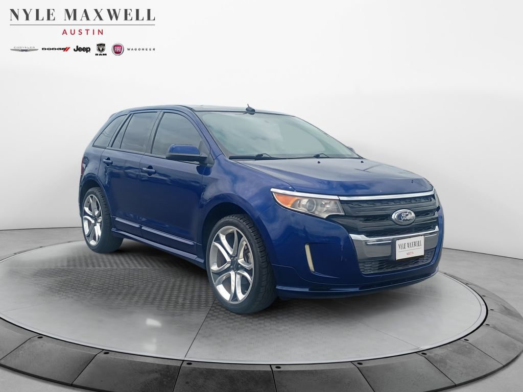 Used 2013 Ford Edge Sport w/ Driver Entry Pkg image 2