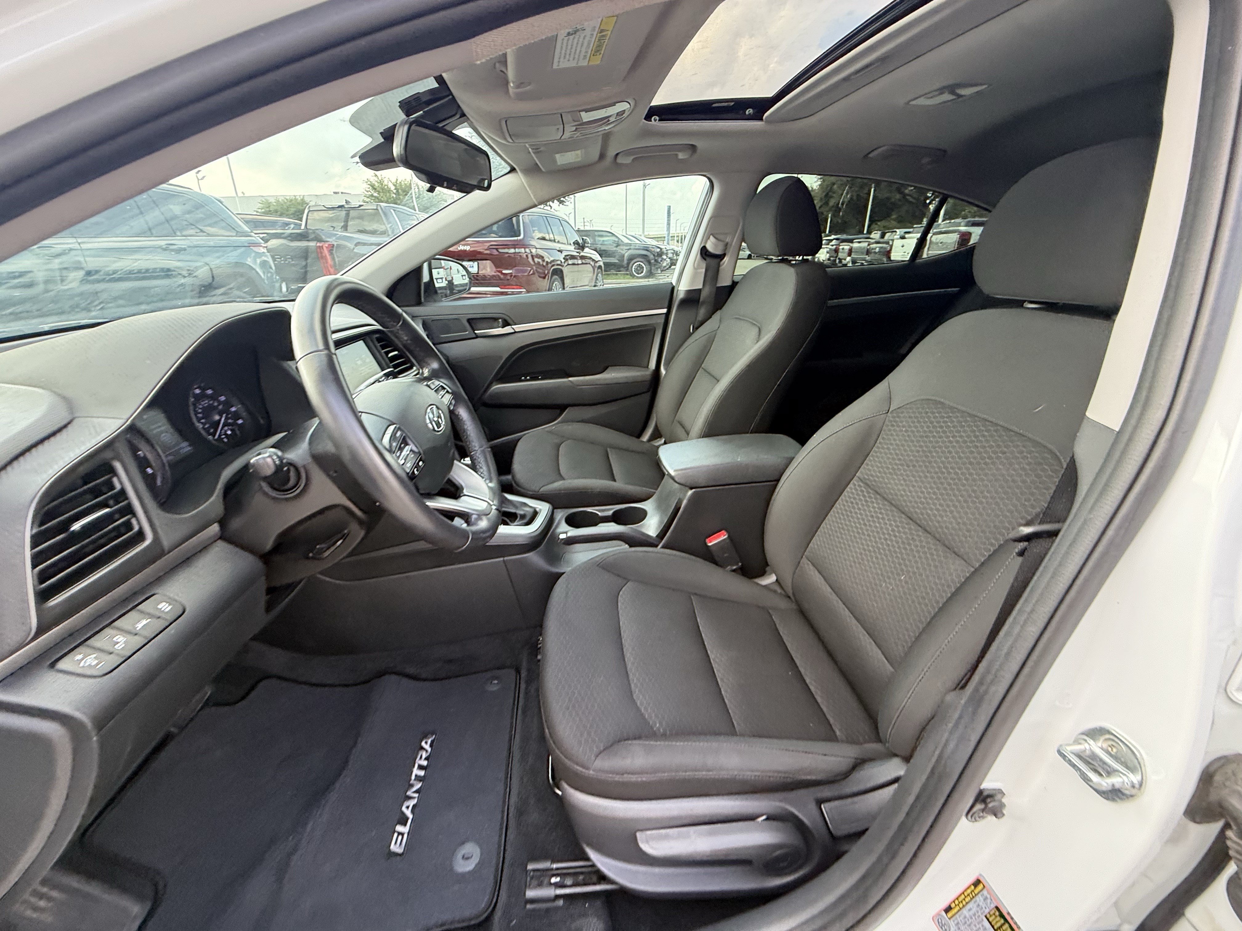 Used 2020 Hyundai Elantra Value Edition w/ Cargo Package (C1) FWD image 29