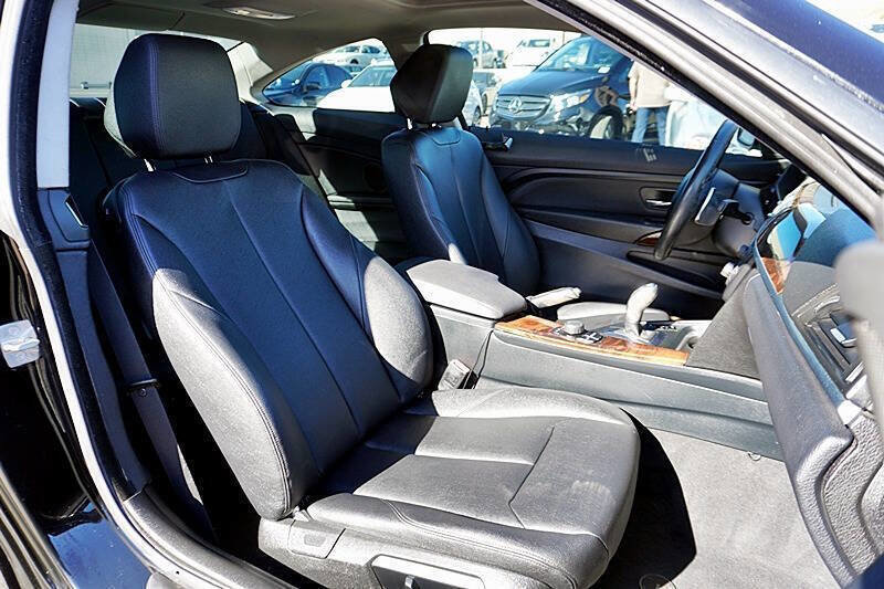 Used 2014 BMW 428i Coupe image 15