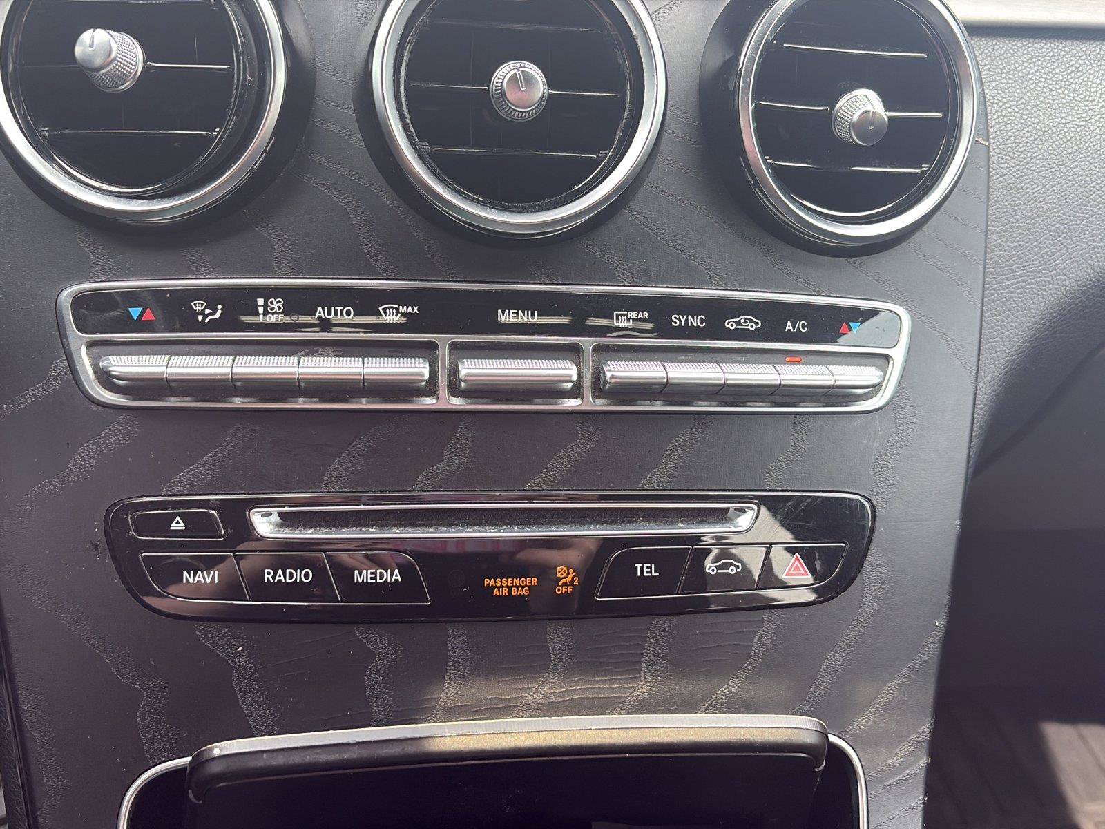 Used 2019 Mercedes-Benz GLC 300 4MATIC Coupe w/ Multimedia Package image 29