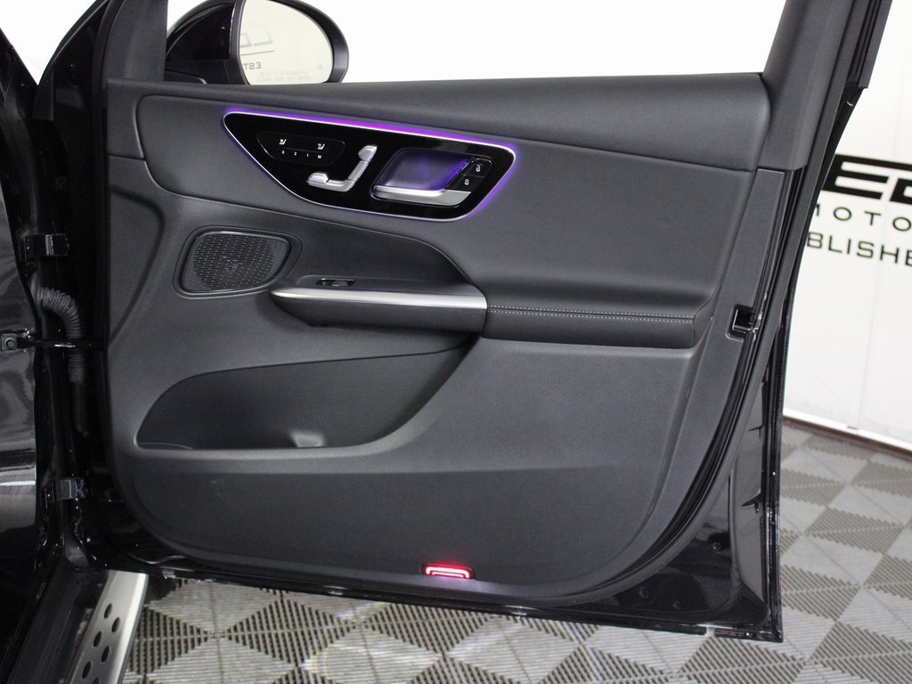 Certified 2025 Mercedes-Benz GLC 300 4MATIC image 28