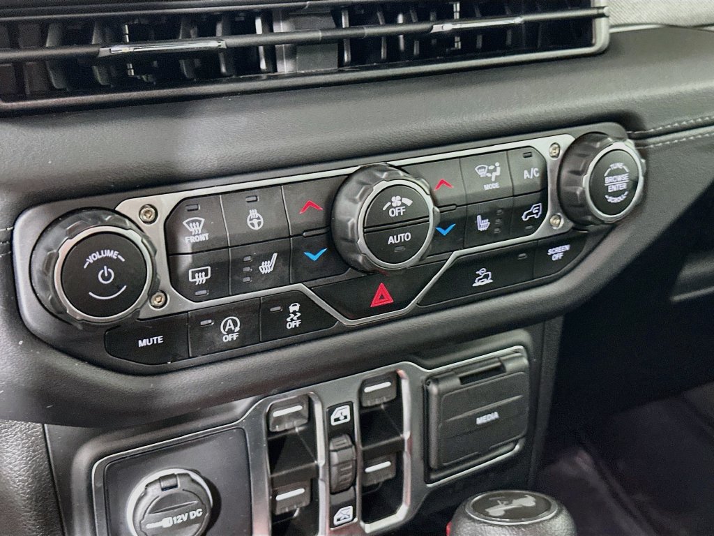Certified 2025 Jeep Wrangler Unlimited Sahara AWD/4WD image 25