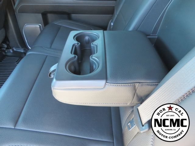Used 2024 GMC Sierra 3500 Denali w/ Denali Reserve Package AWD/4WD image 56