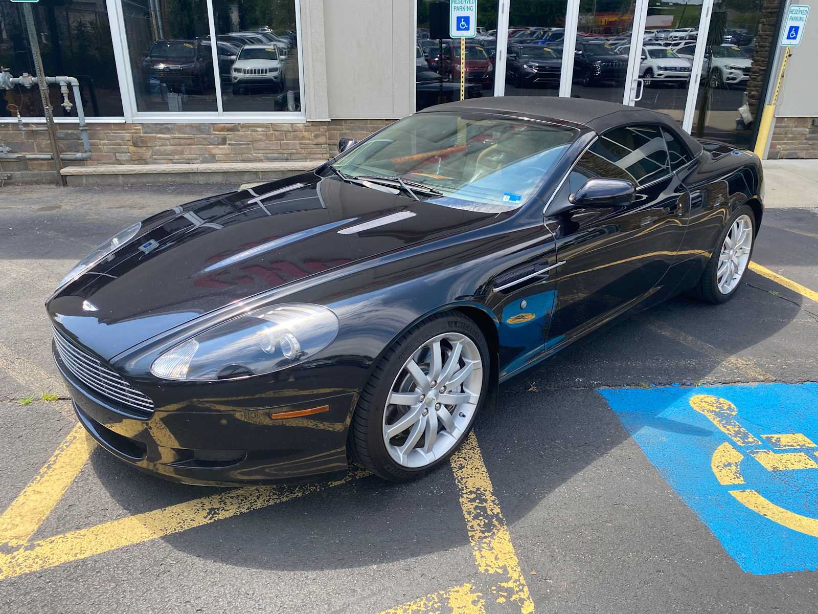Used 2007 Aston Martin DB9 Volante RWD image 37