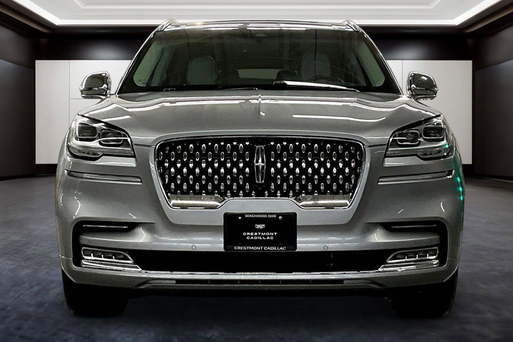 Used 2020 Lincoln Aviator Black Label w/ Dynamic Handling Package image 2