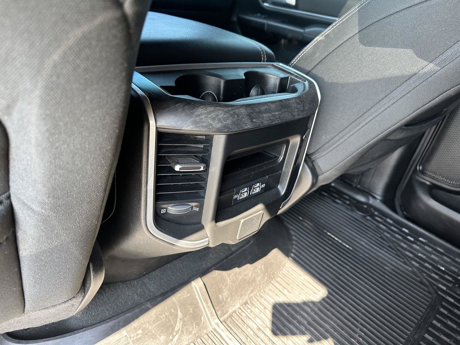 Used 2023 RAM 1500 Big Horn AWD/4WD image 12