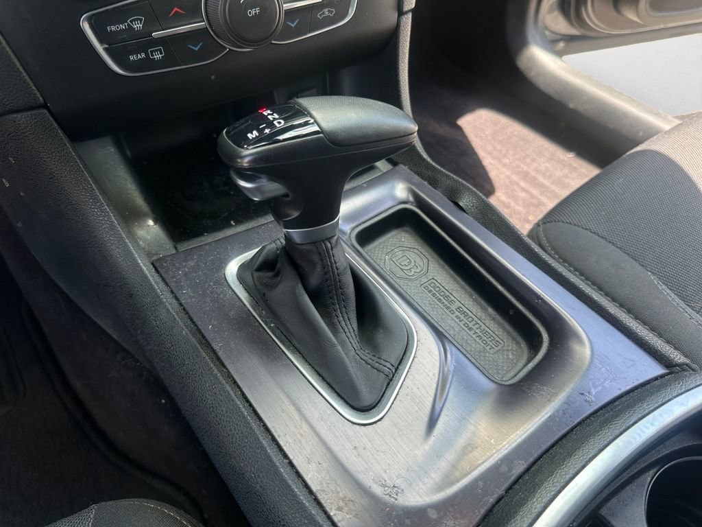 Used 2016 Dodge Charger SE RWD image 17