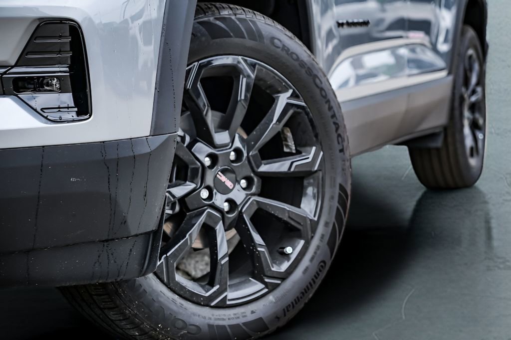 New 2026 GMC Terrain Elevation w/ Elevation Premium Package image 2