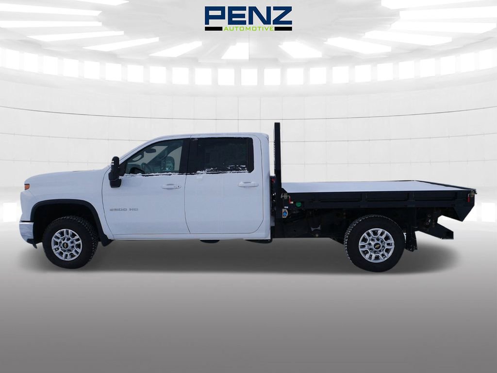 Used 2024 Chevrolet Silverado 2500 LT w/ Convenience Package AWD/4WD image 4