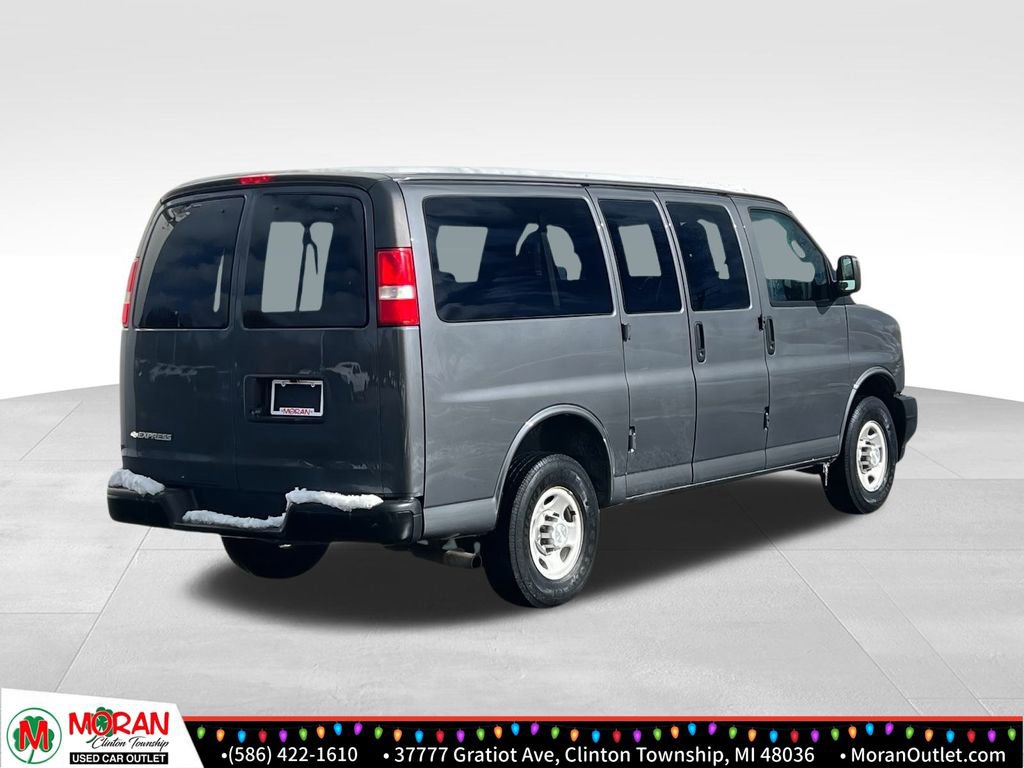 Used 2017 Chevrolet Express 2500 LS image 6