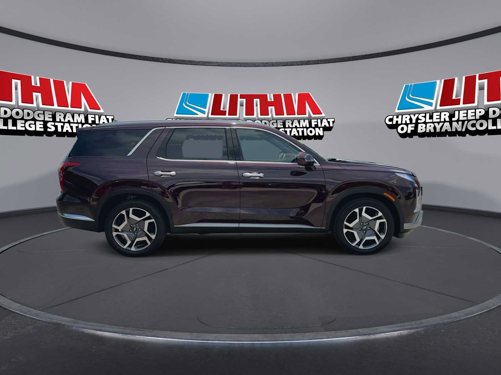Used 2023 Hyundai Palisade Limited FWD image 9
