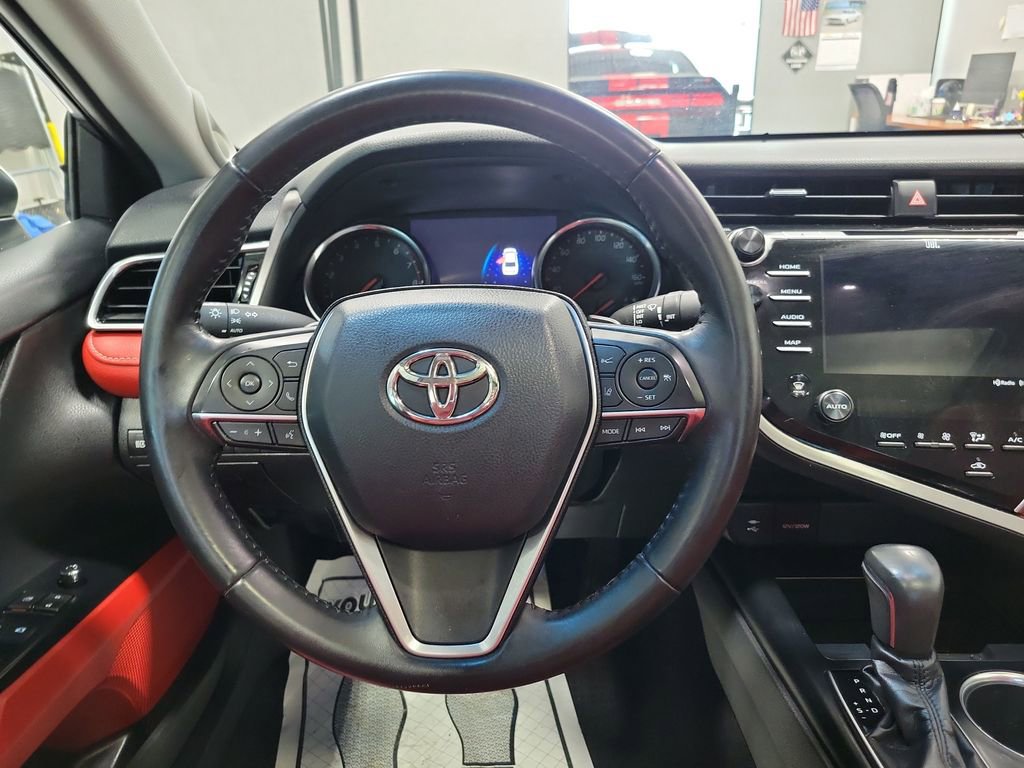 Used 2018 Toyota Camry XSE w/ Driver Assist Package FWD image 26