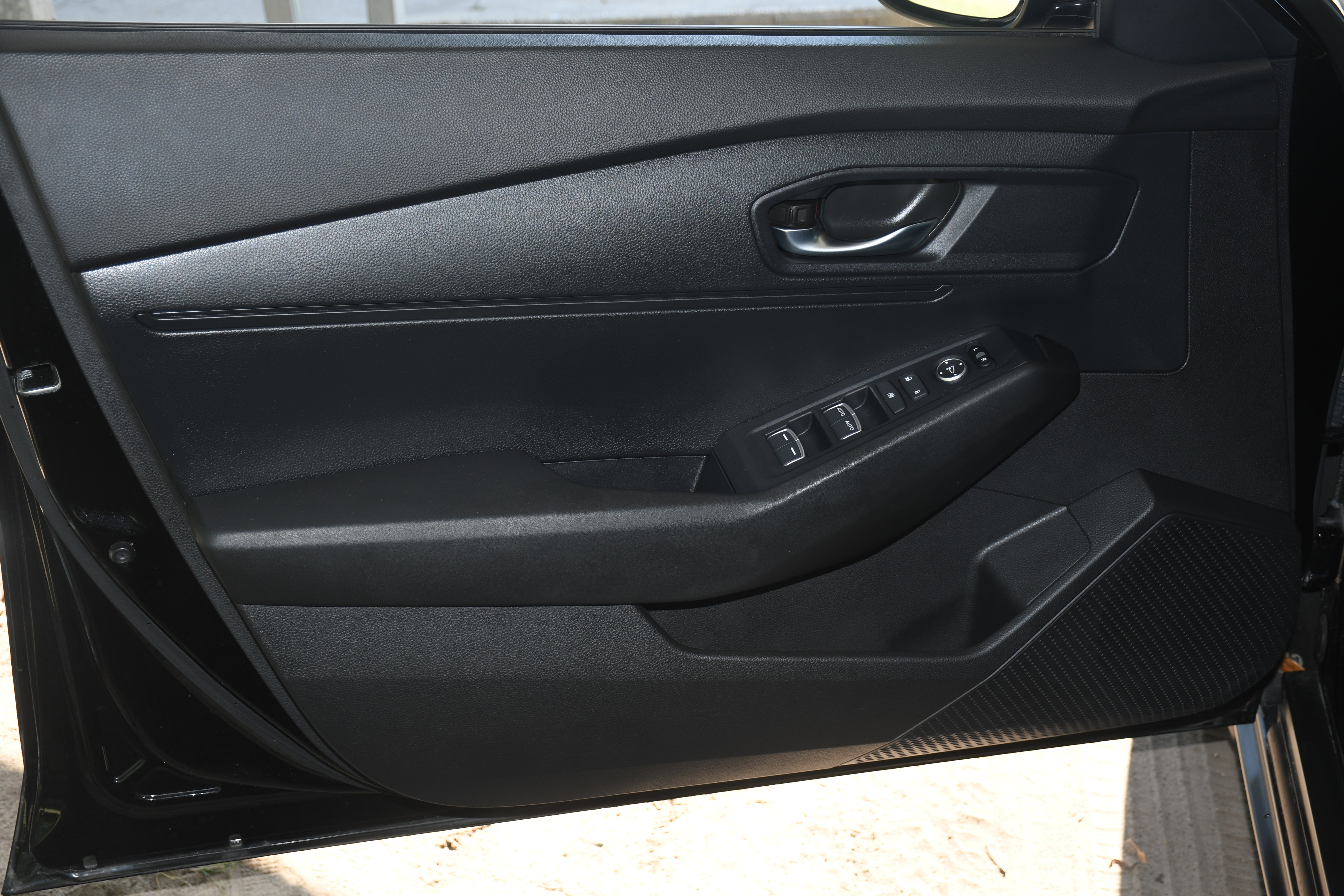 Certified 2024 Honda Accord LX image 9