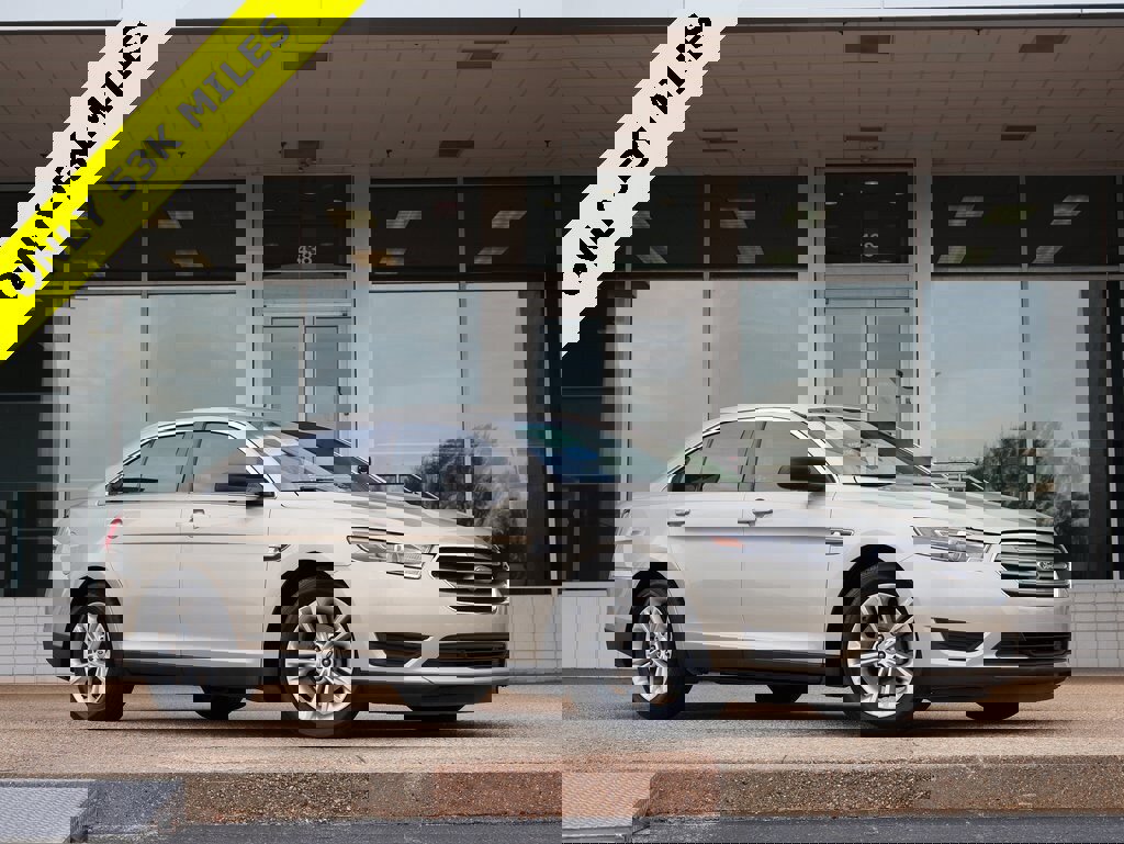 Used 2018 Ford Taurus SE