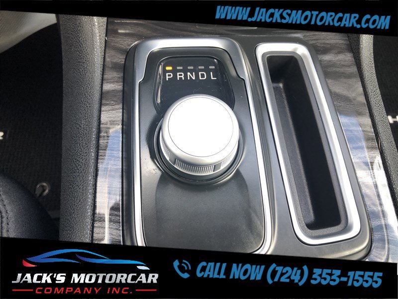 Used 2022 Chrysler 300 Touring w/ Sport Appearance Package image 19