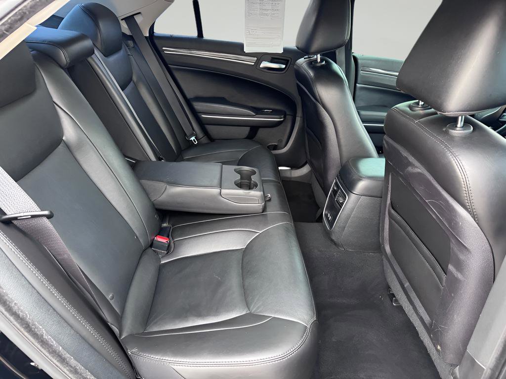 Used 2021 Chrysler 300 Touring L image 26