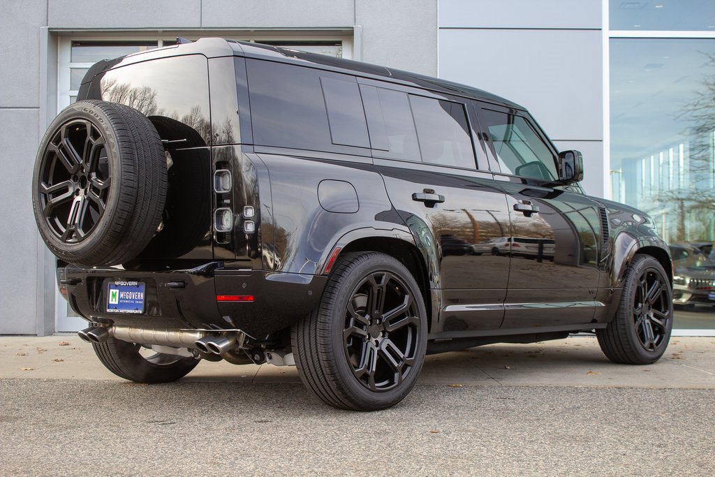 Used 2025 Land Rover Defender 110 V8 image 10