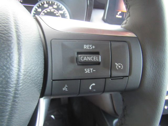 Used 2023 INFINITI QX60 Pure image 39