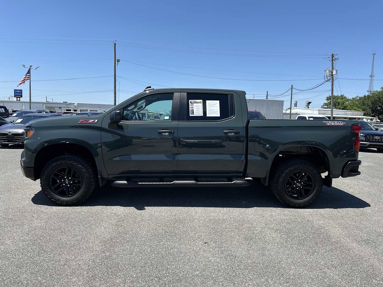 Used 2025 Chevrolet Silverado 1500 Custom Trail Boss AWD/4WD image 10
