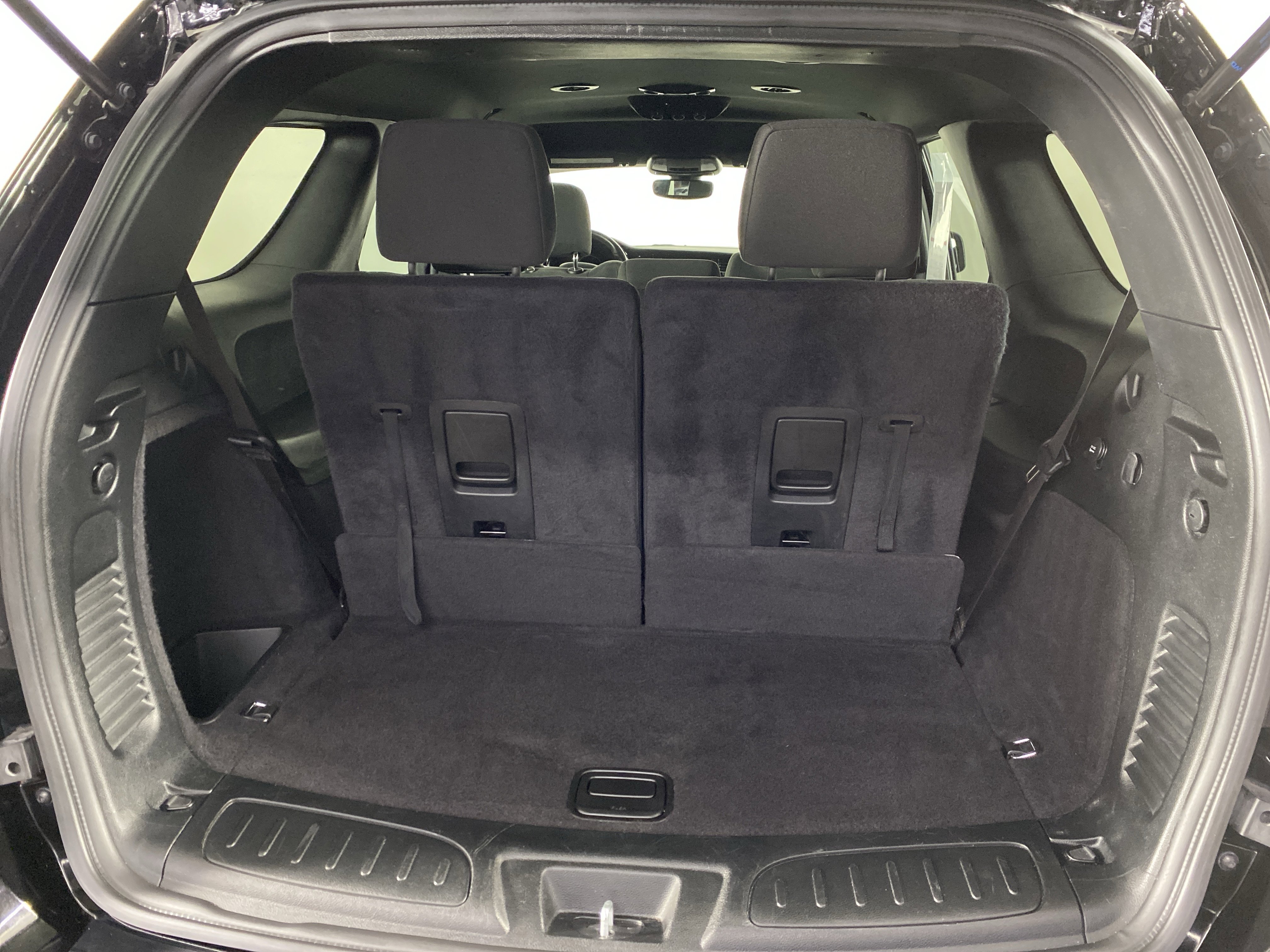Used 2023 Dodge Durango SXT w/ SXT Blacktop Group AWD/4WD image 34
