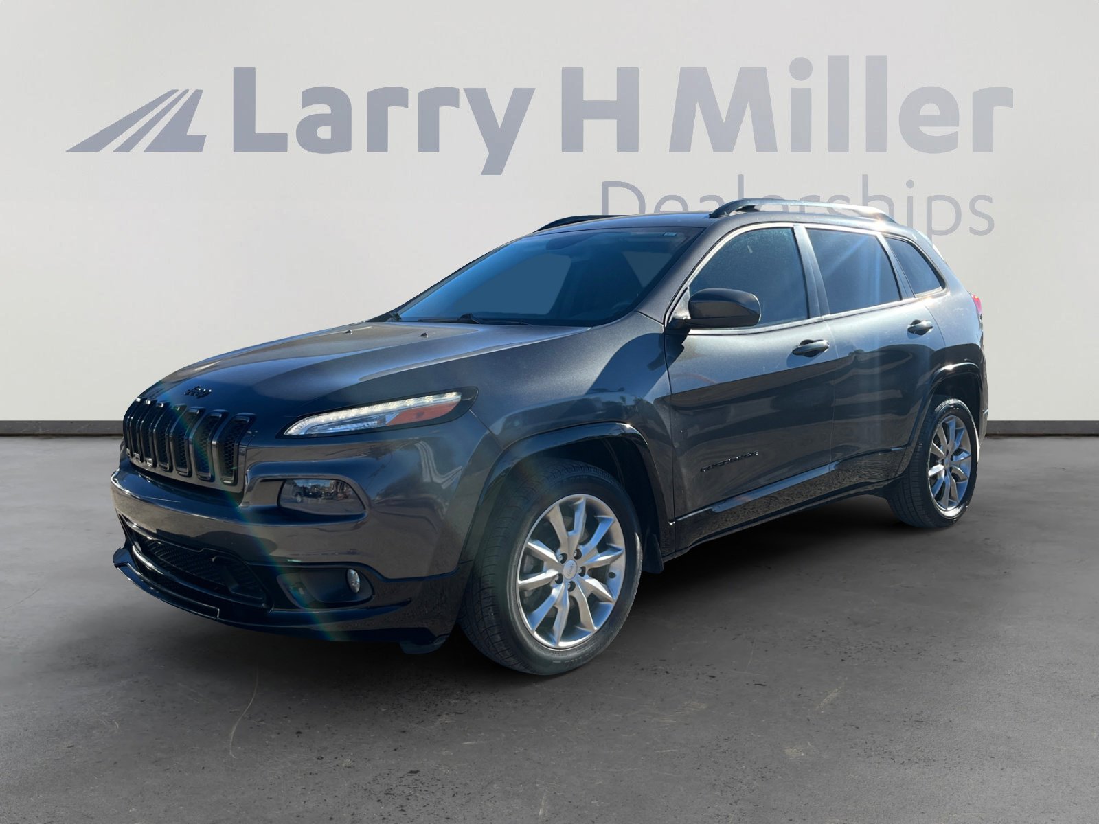 Used 2018 Jeep Cherokee Latitude