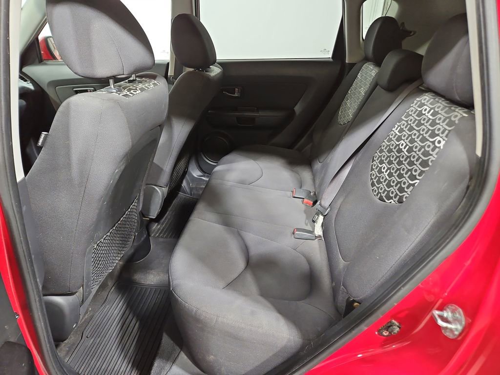 Used 2011 Kia Soul + image 23