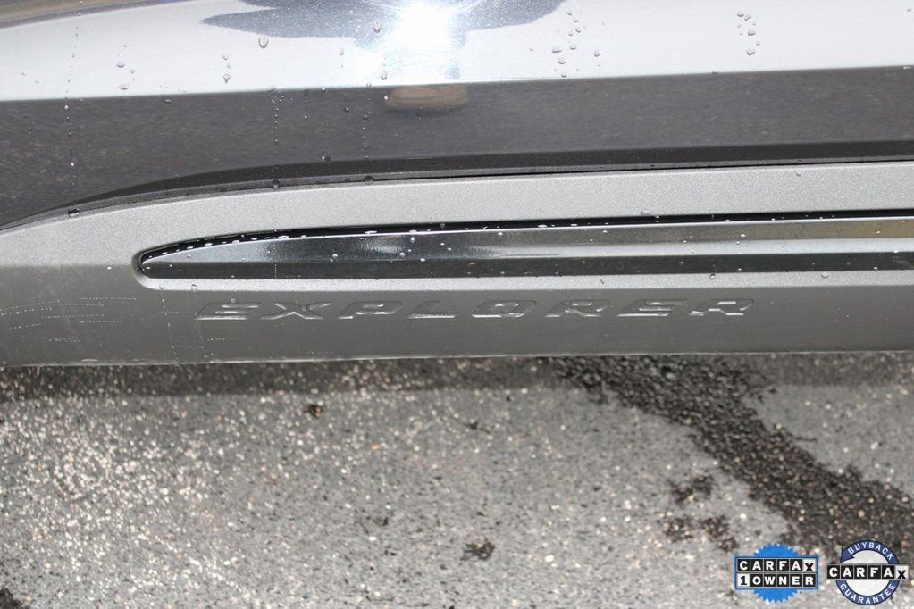 Used 2025 Ford Explorer ST-Line image 6