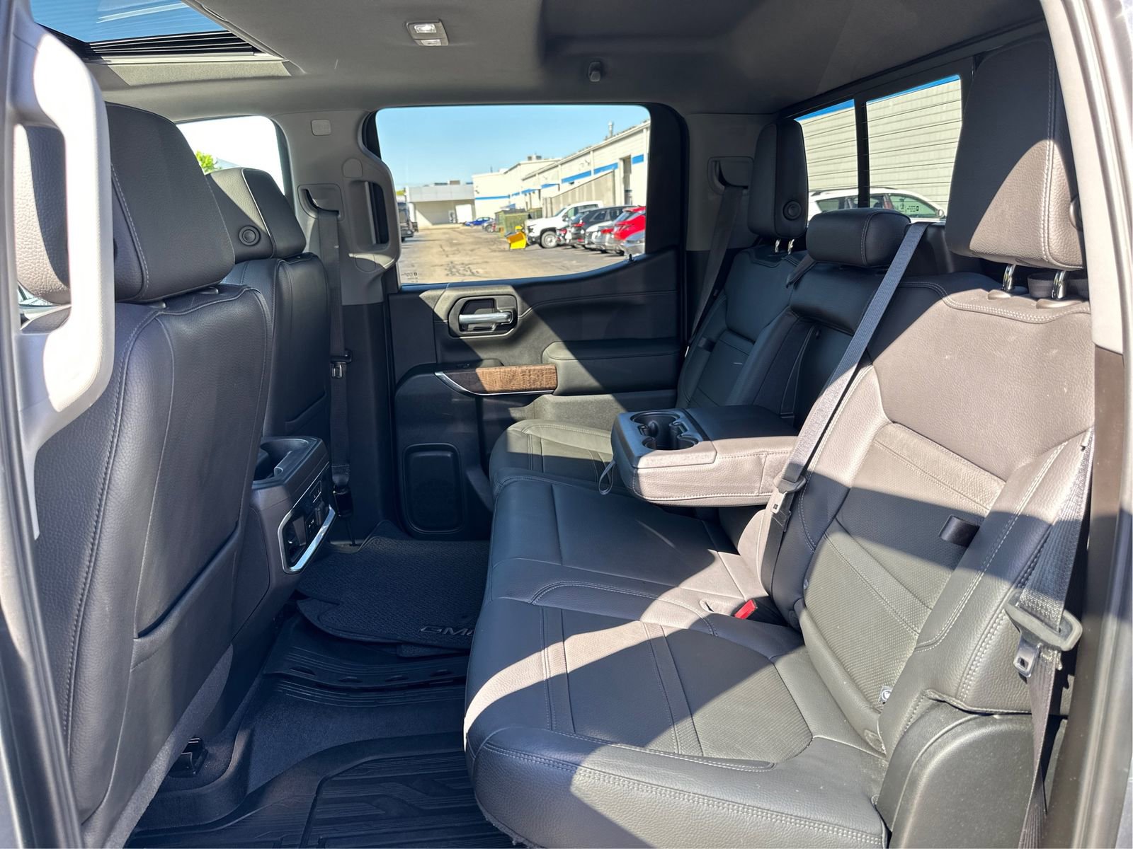 Certified 2021 GMC Sierra 1500 Denali w/ Denali Ultimate Package AWD/4WD image 10