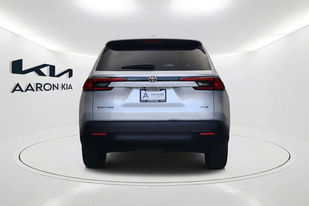 Used 2024 Toyota Grand Highlander AWD Hybrid image 5
