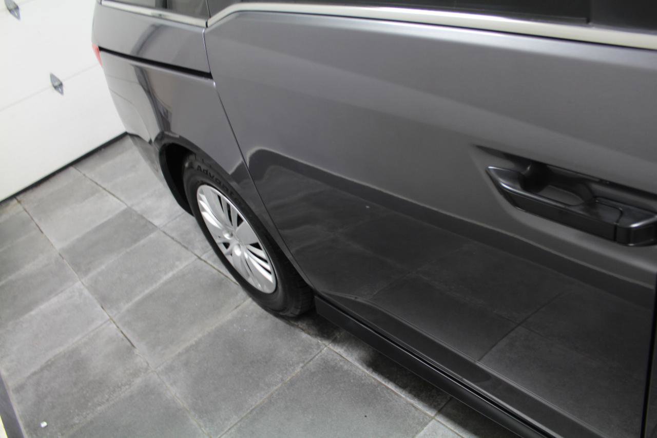 Used 2015 Honda Odyssey LX image 31