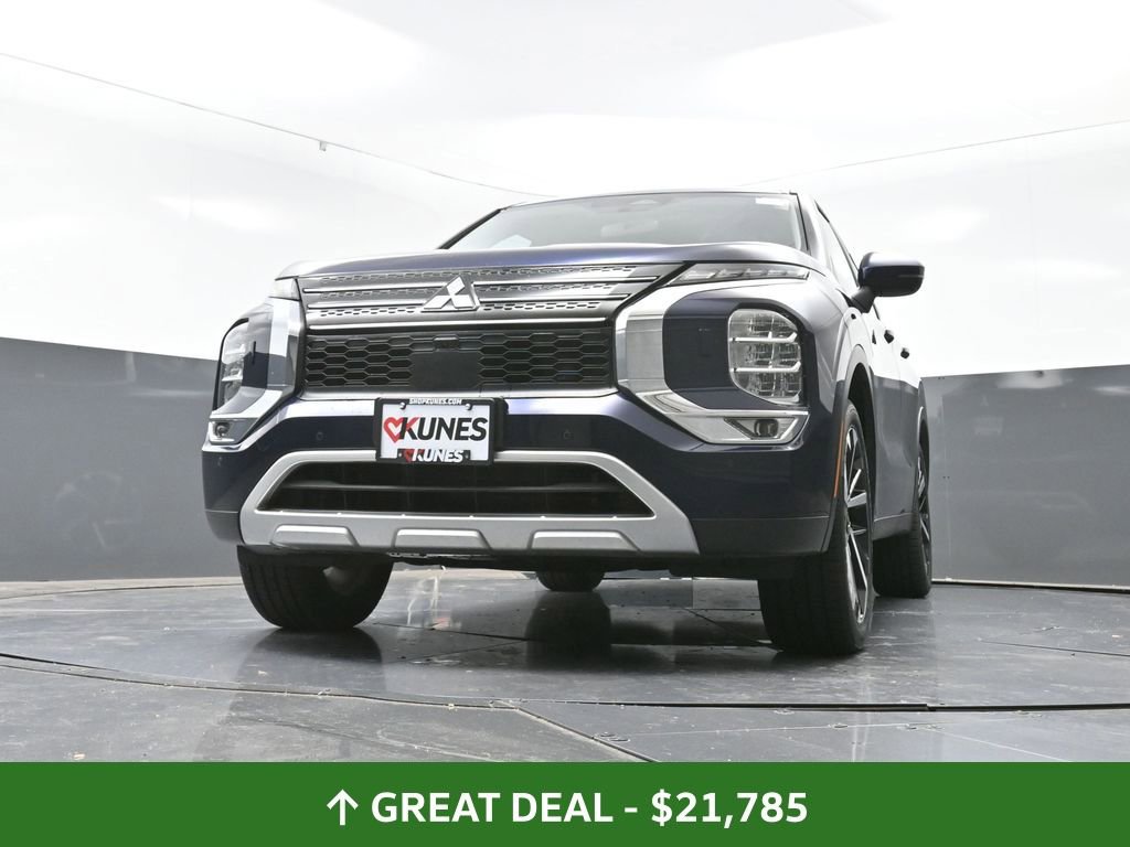 Used 2024 Mitsubishi Outlander SE image 55