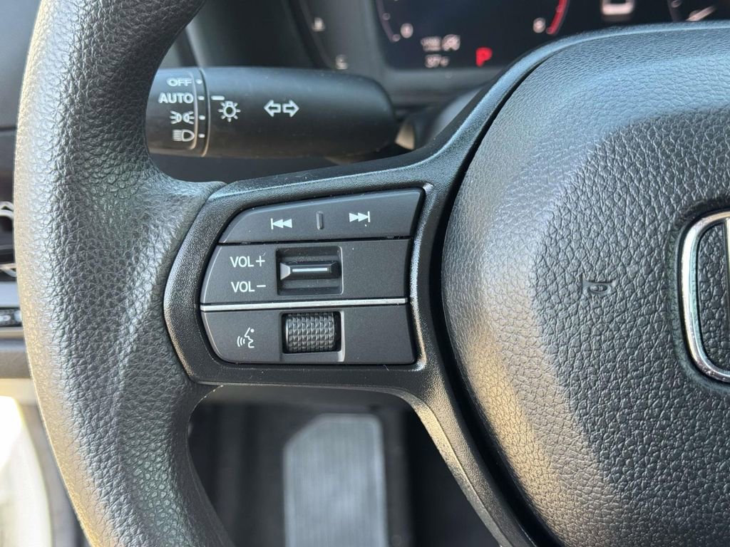 Used 2024 Honda Accord LX image 10