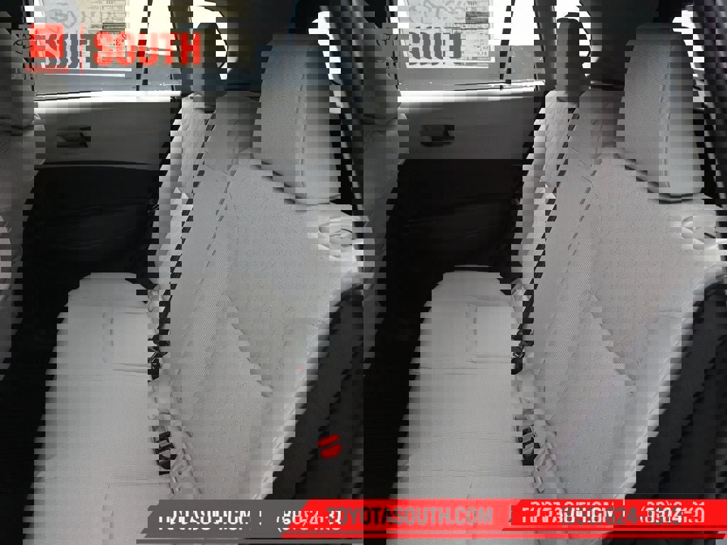 New 2026 Toyota Corolla Cross L image 24